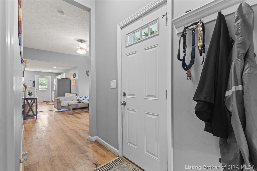 1831 Center Street Property Photo 6