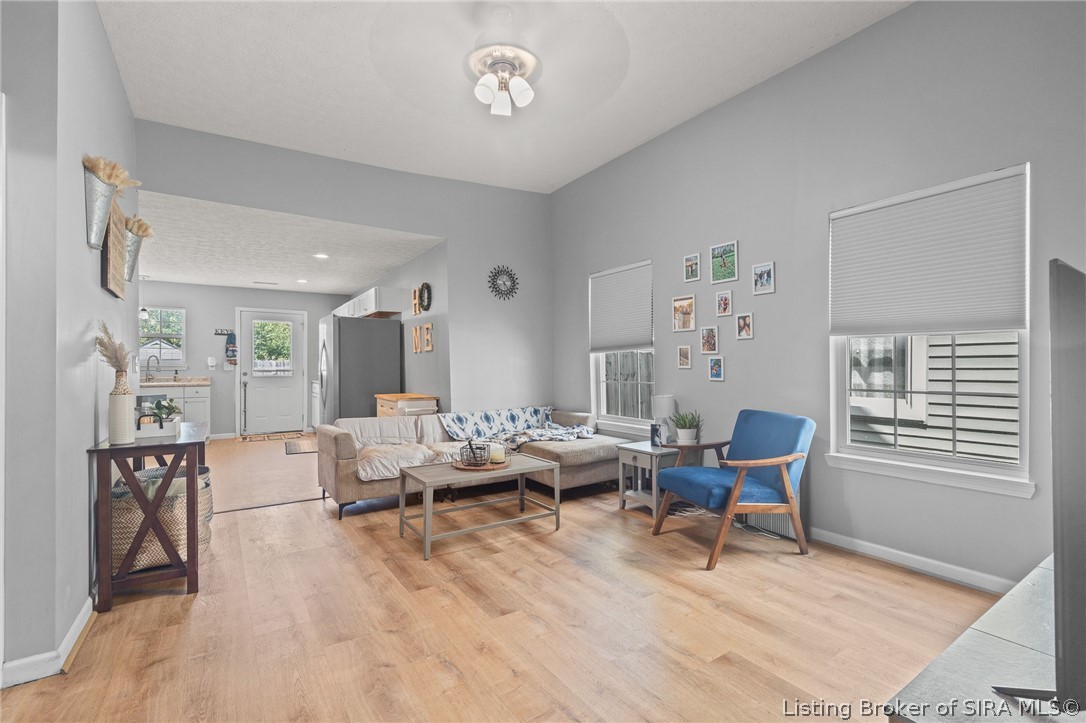 1831 Center Street Property Photo 7