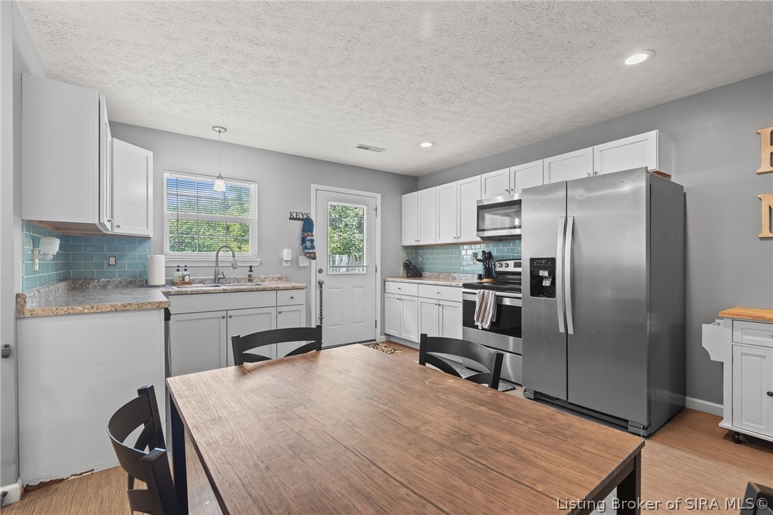 1831 Center Street Property Photo 12