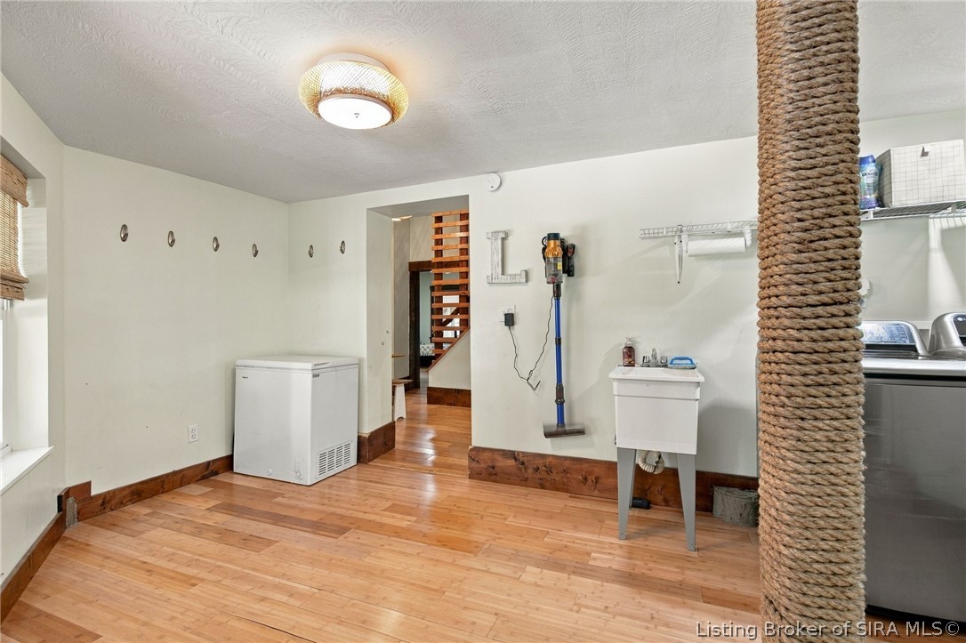 9900 Highway 150 Property Photo 32