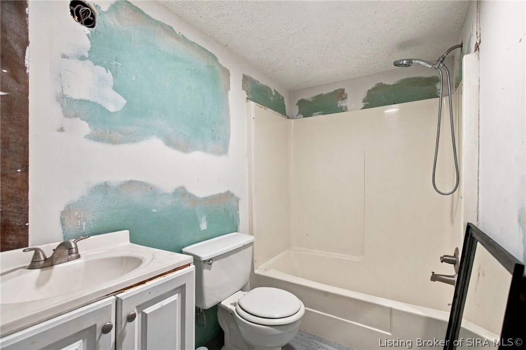 9900 Highway 150 Property Photo 41