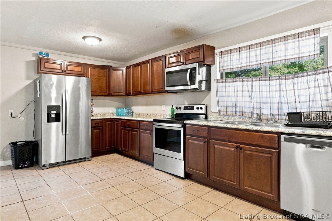 10805 Highway 135 Ne Property Photo 10