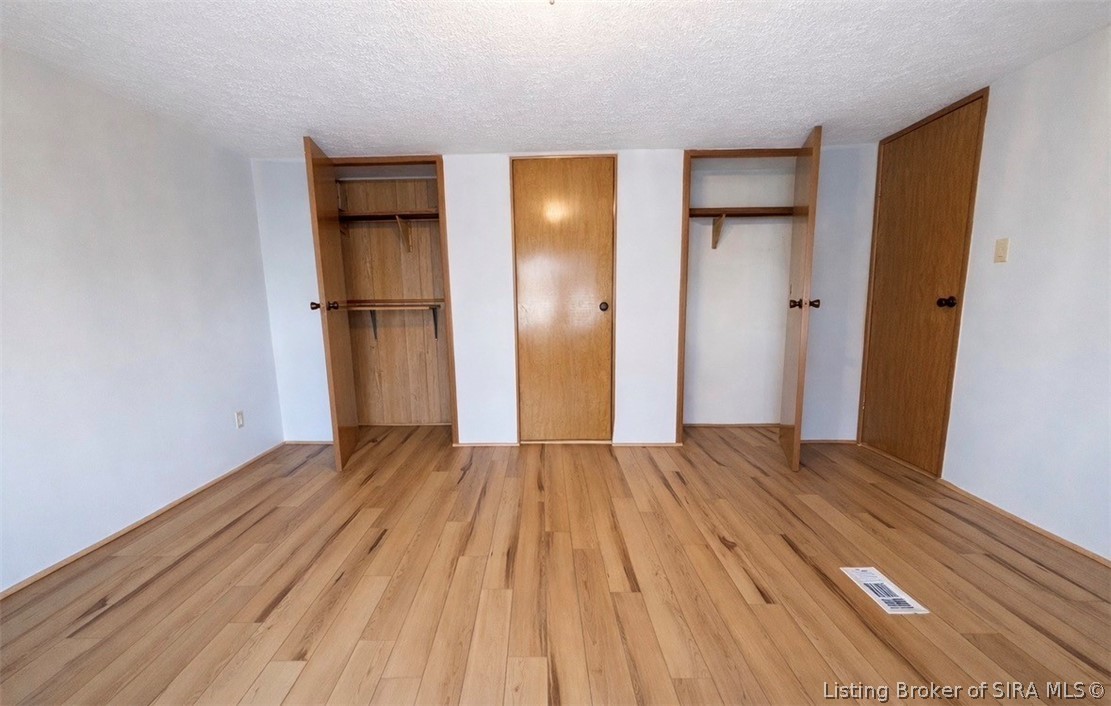 914 Orchard Street Property Photo 6