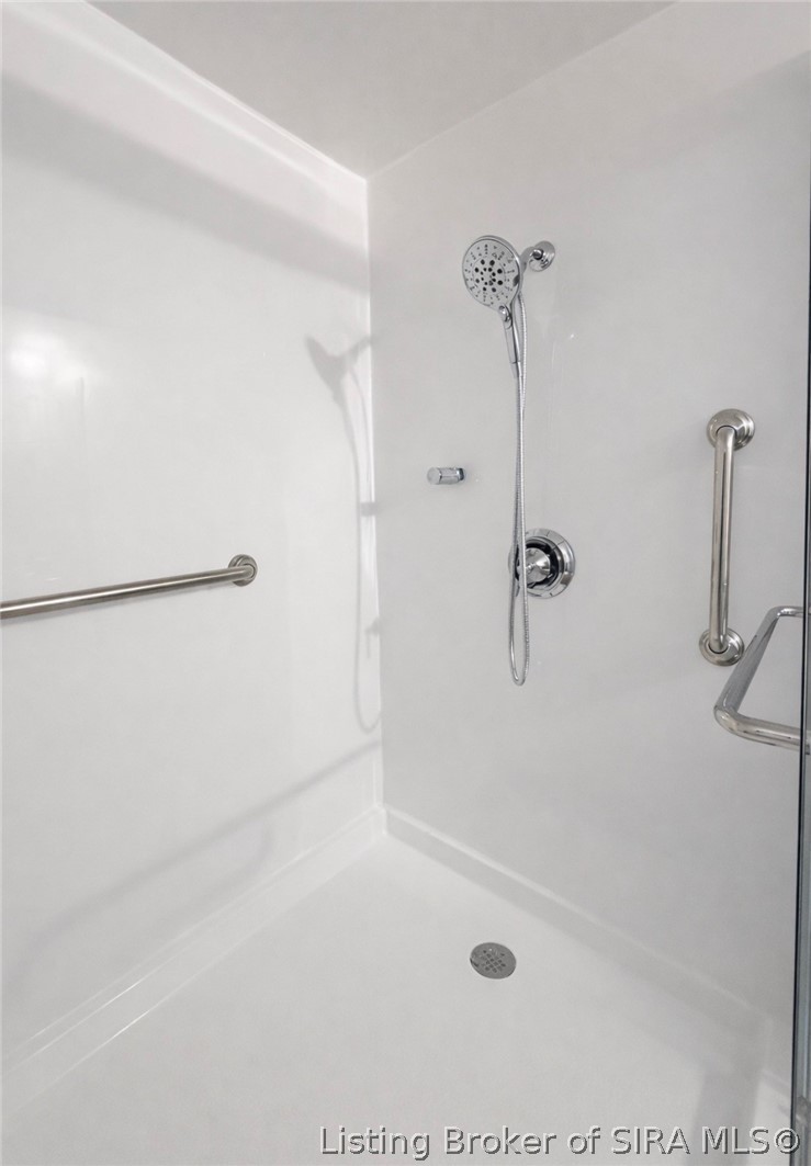 914 Orchard Street Property Photo 9