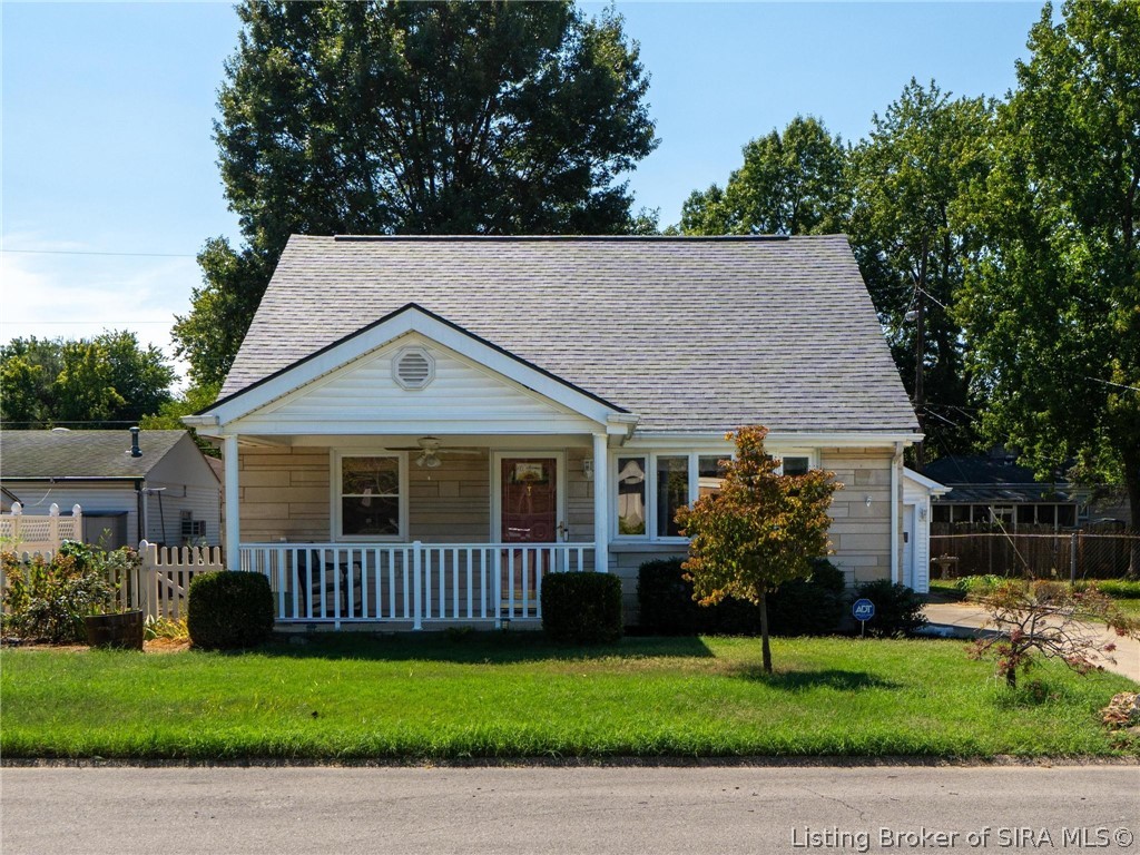 723 Martha Avenue Property Photo 1