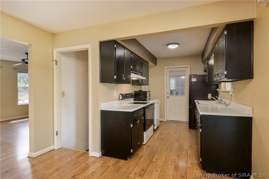 6303 Eric Drive Property Photo 11