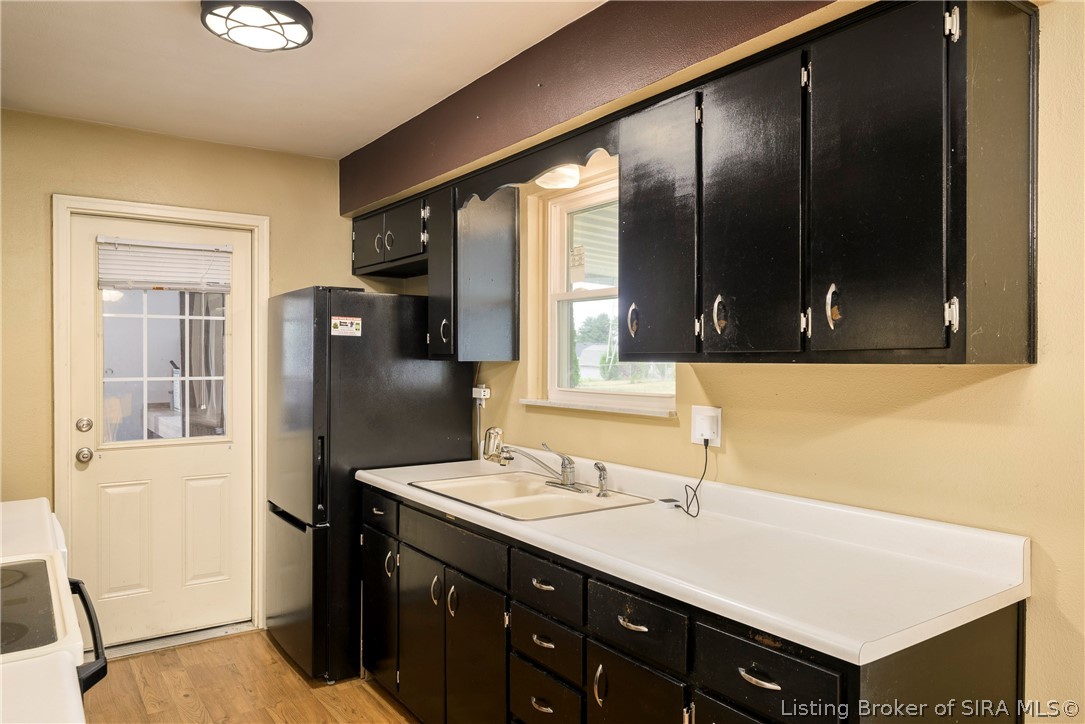 6303 Eric Drive Property Photo 12