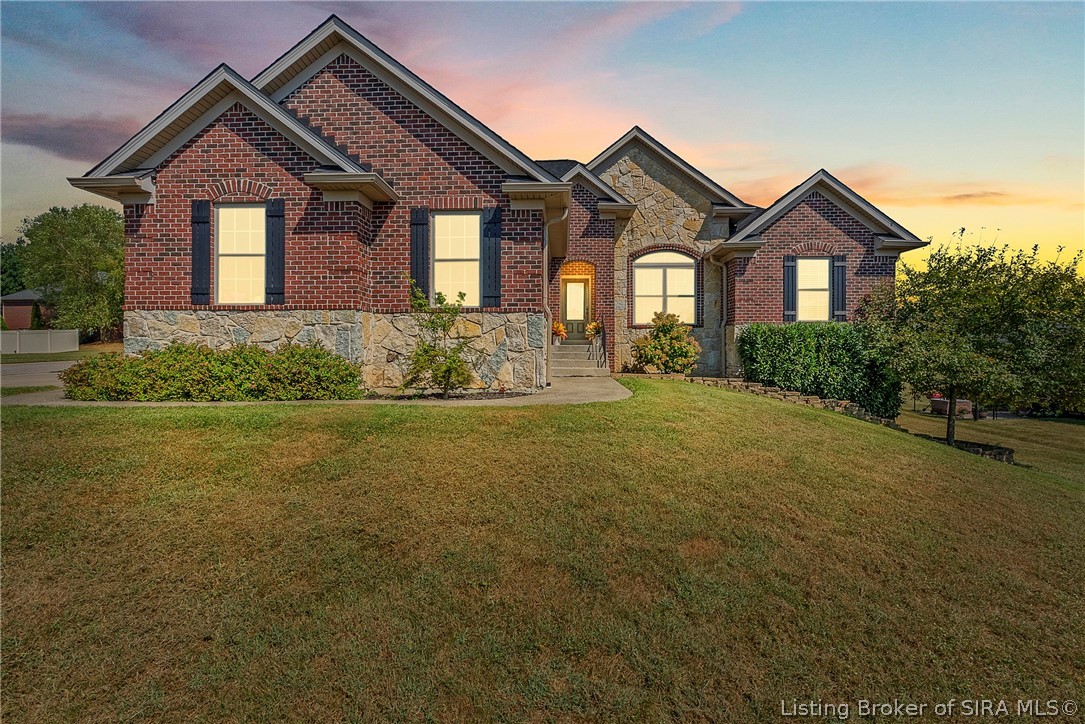 6907 High Point Way Property Photo 3