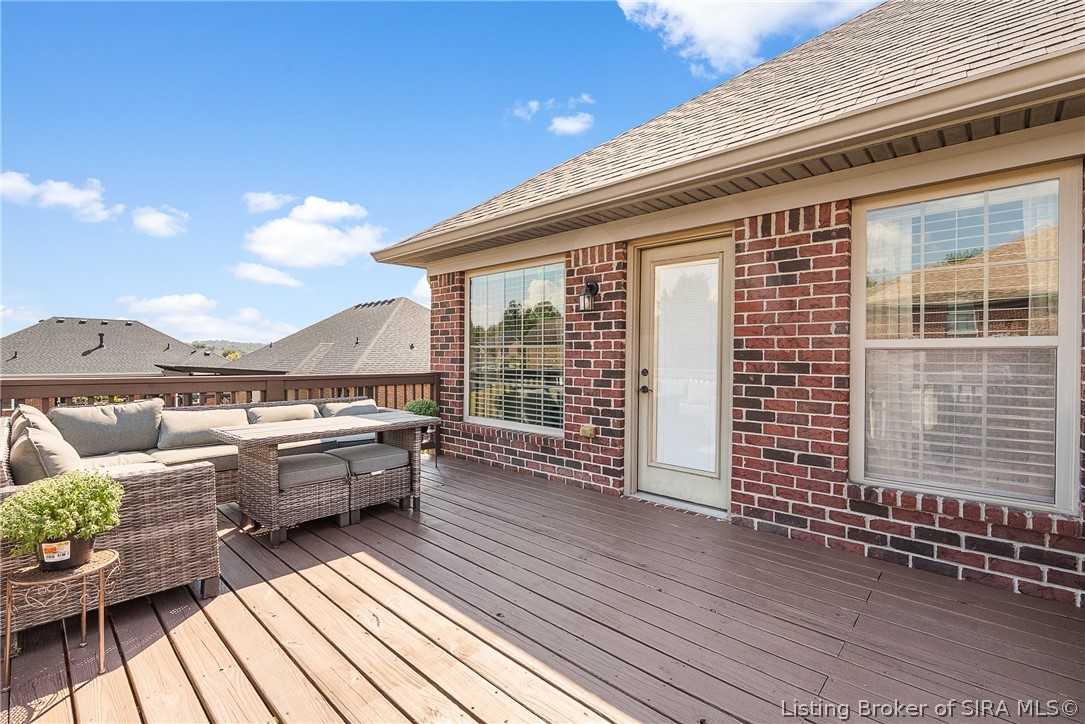 6907 High Point Way Property Photo 4