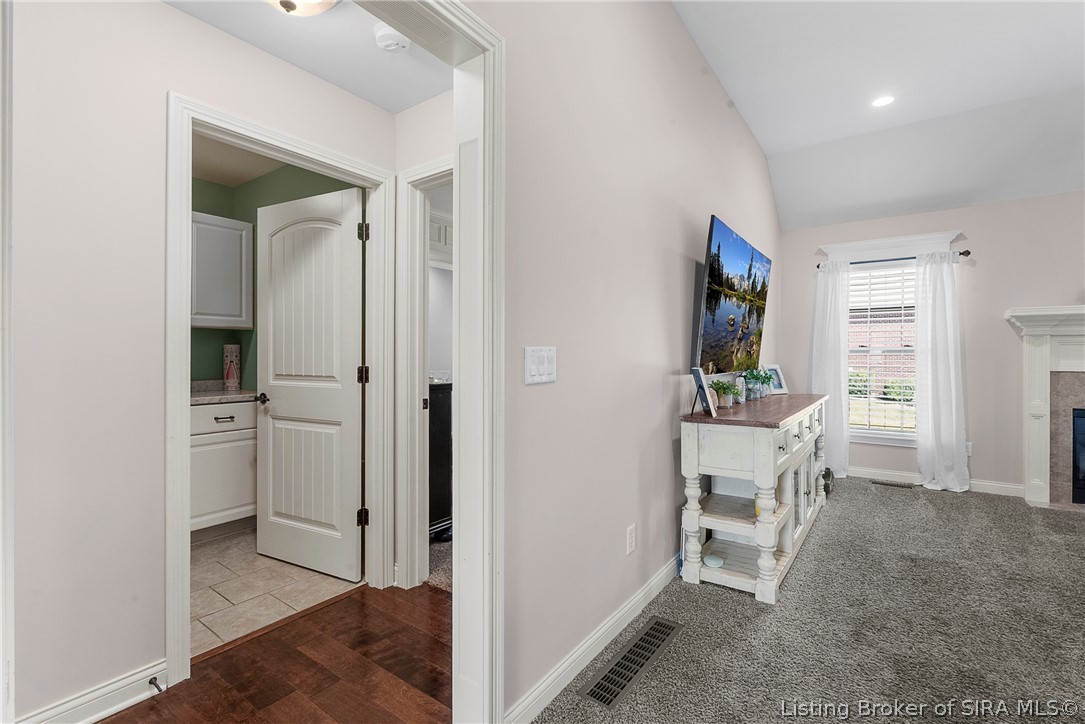 6907 High Point Way Property Photo 18