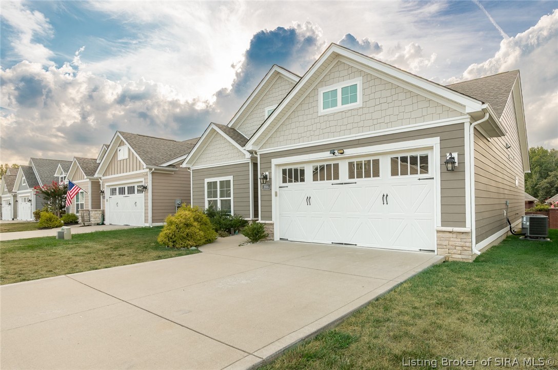 3916 Windsor Creek Drive Property Photo 2