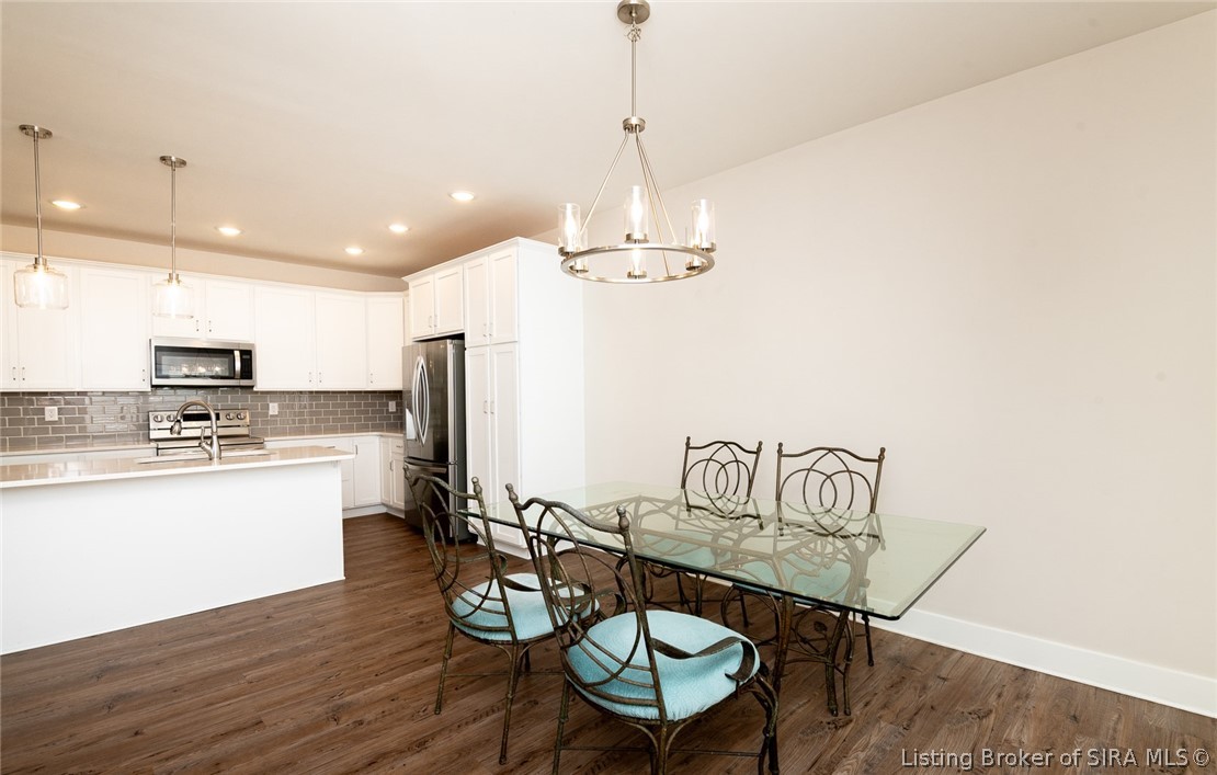 3916 Windsor Creek Drive Property Photo 11