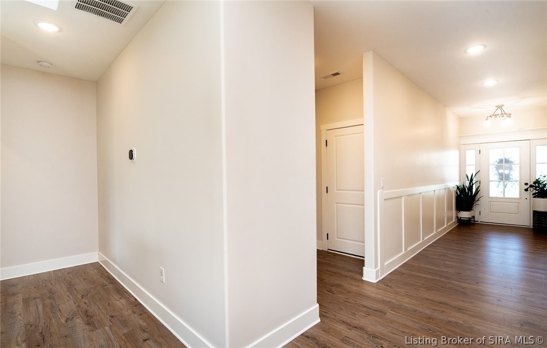 3916 Windsor Creek Drive Property Photo 17