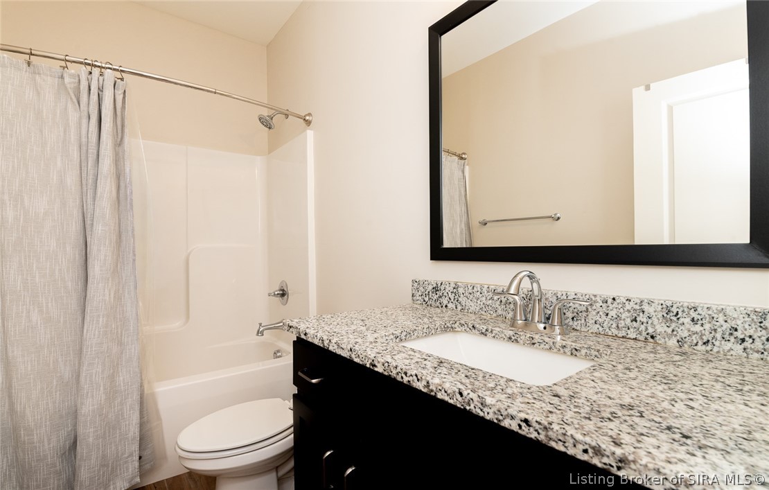3916 Windsor Creek Drive Property Photo 22