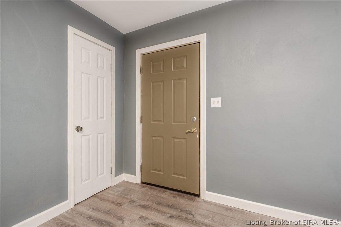 1812 Crestview Drive Property Photo 6