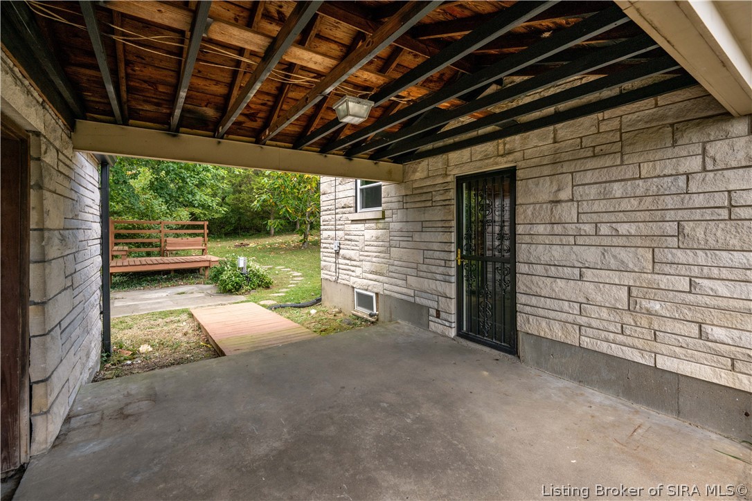 1812 Crestview Drive Property Photo 27