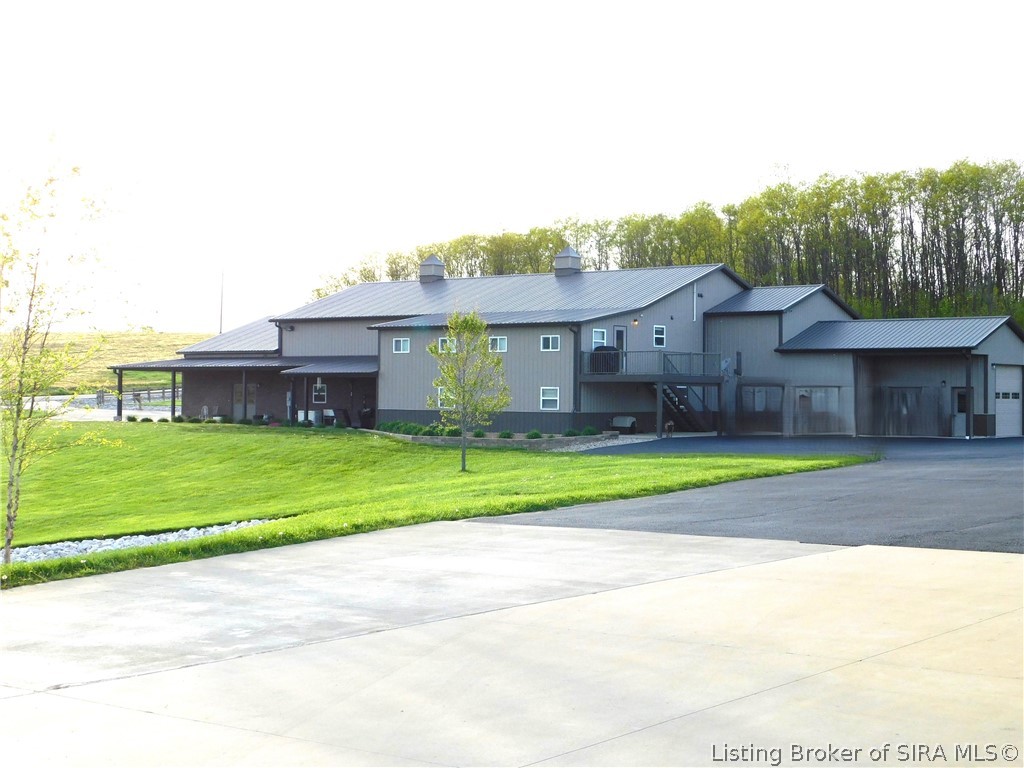1562 E Martinsburg Road Property Photo 1