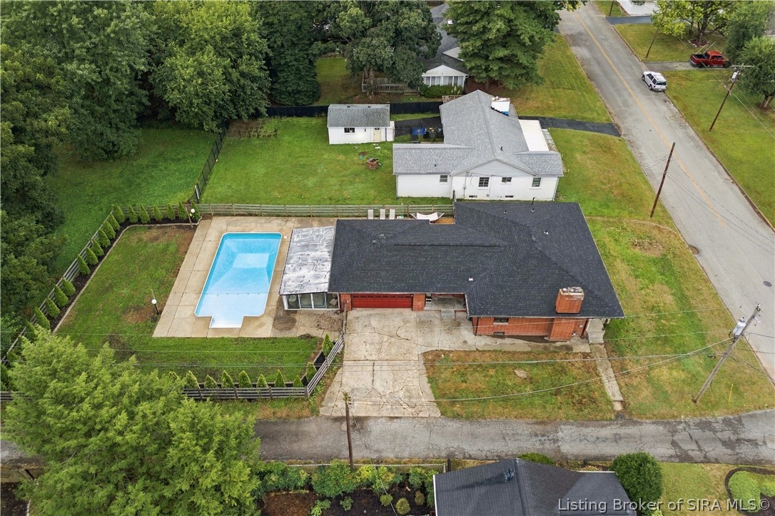 505 E Park Place Property Photo 7
