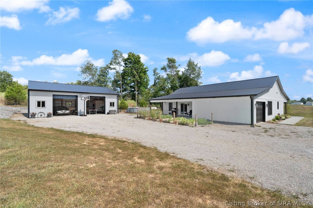 7655 Navilleton Road Property Photo 8