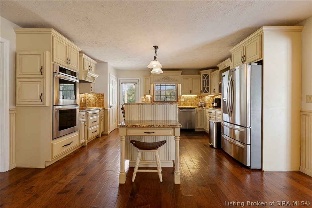 6302 Meadow View Drive Property Photo 13