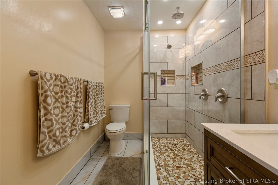 6302 Meadow View Drive Property Photo 34