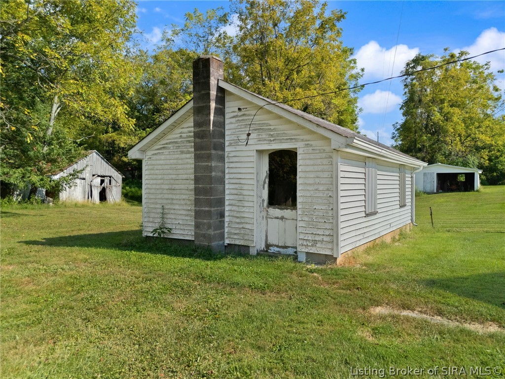 Green Acres Drive Property Photo 12