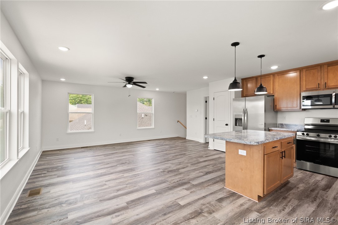 6409 Sunset Loop Property Photo 7