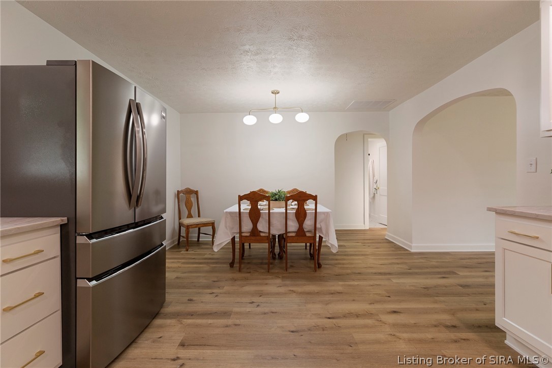 634 E 8th Street Property Photo 10