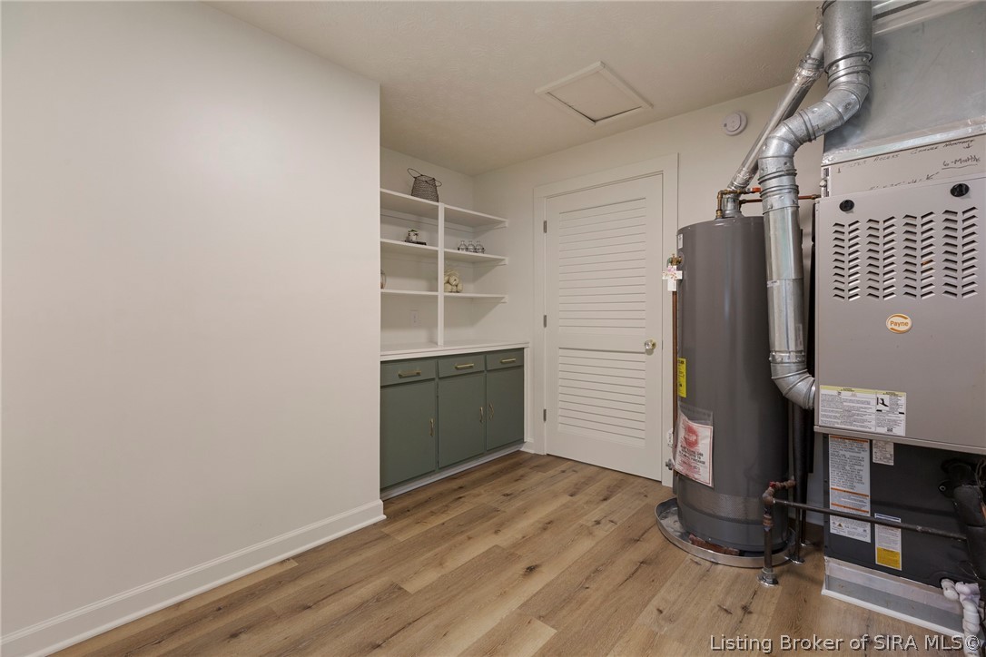 634 E 8th Street Property Photo 14