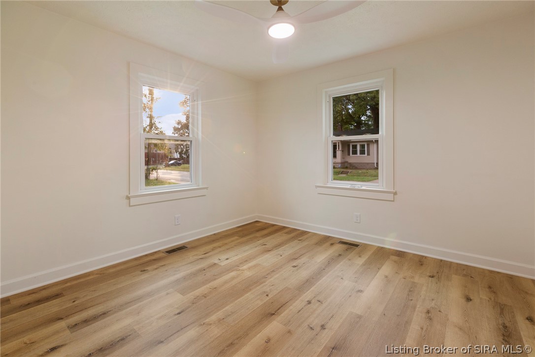 634 E 8th Street Property Photo 22