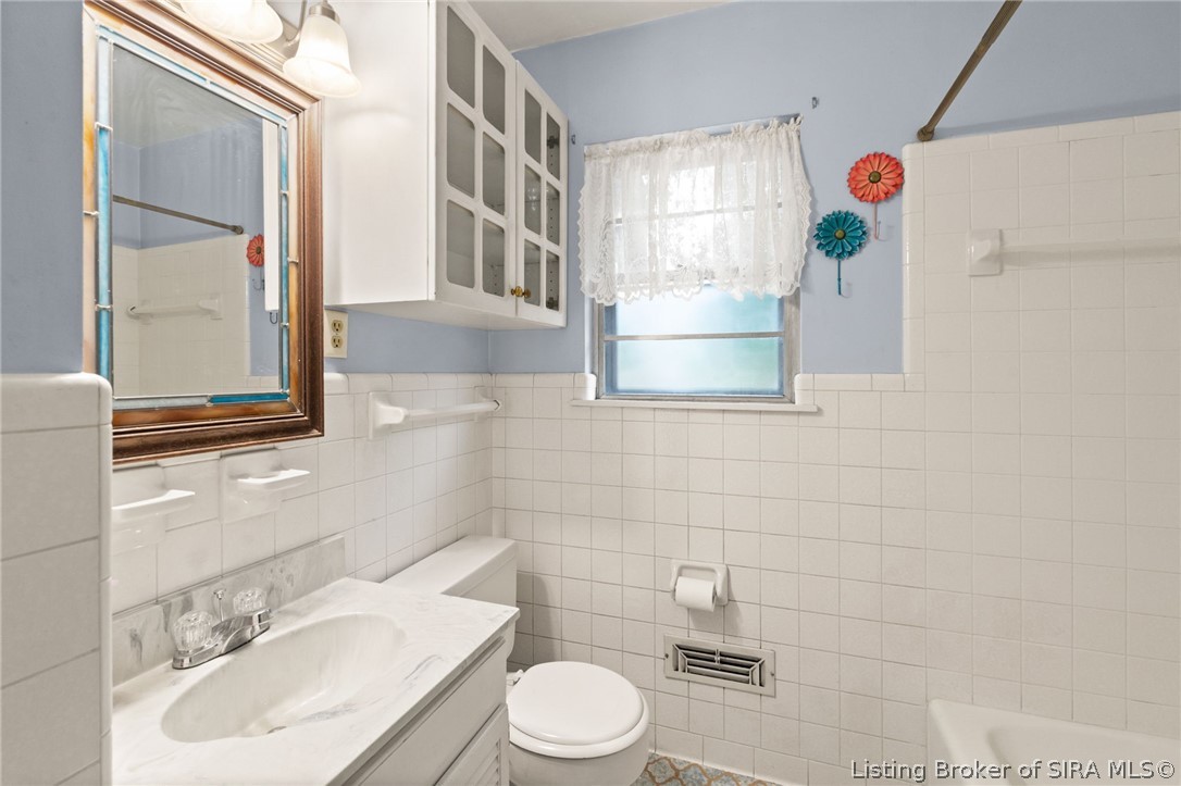 1547 Altawood Drive Property Photo 12
