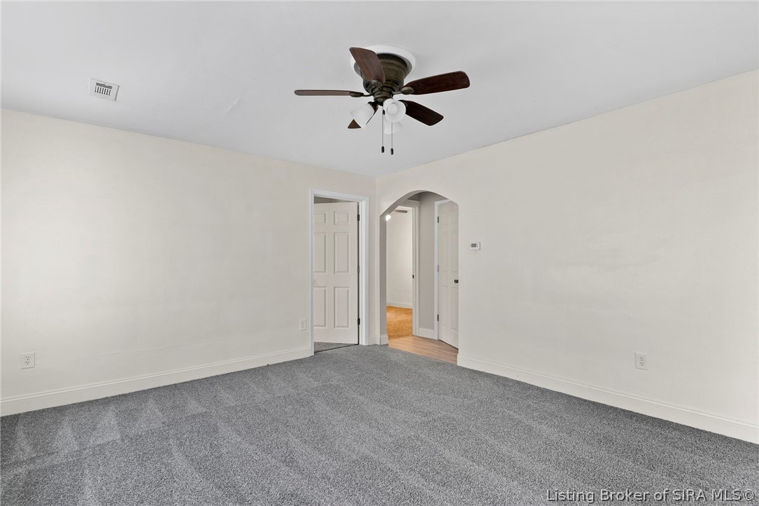 1090 N Mann Avenue Property Photo 7