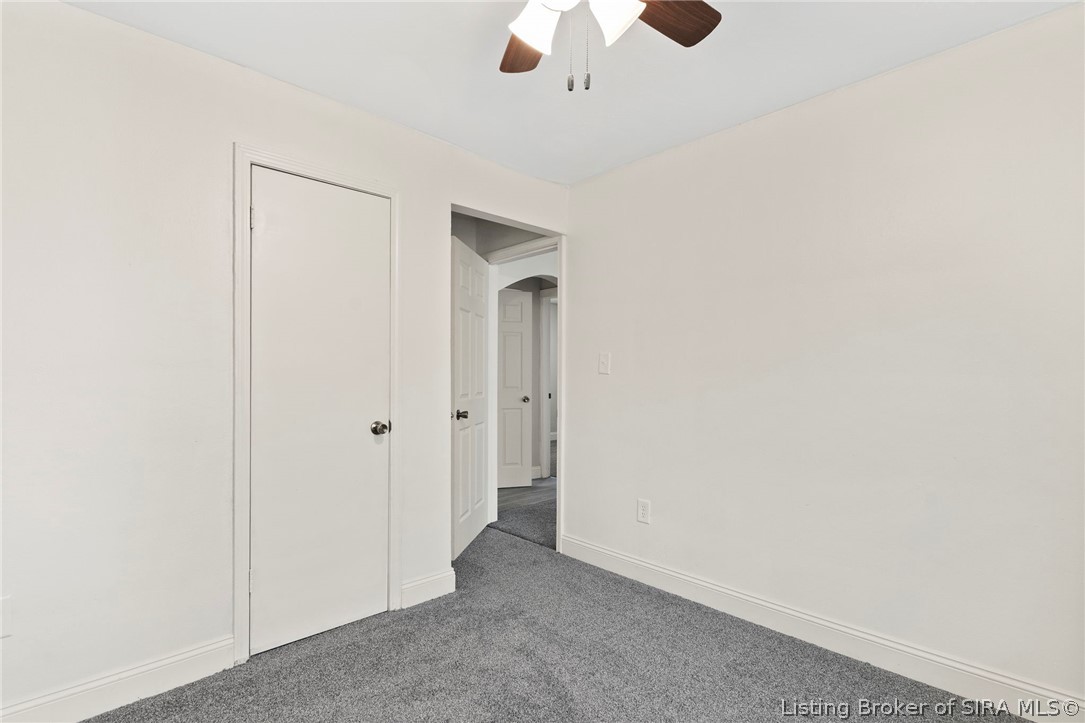 1090 N Mann Avenue Property Photo 10
