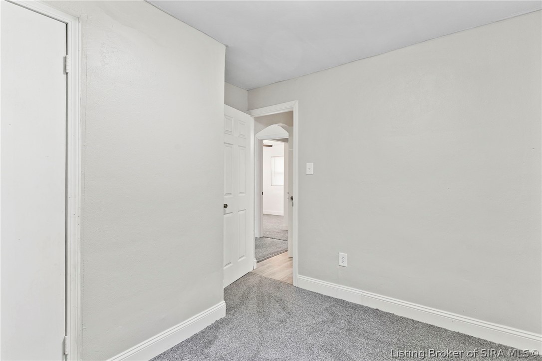 1090 N Mann Avenue Property Photo 16
