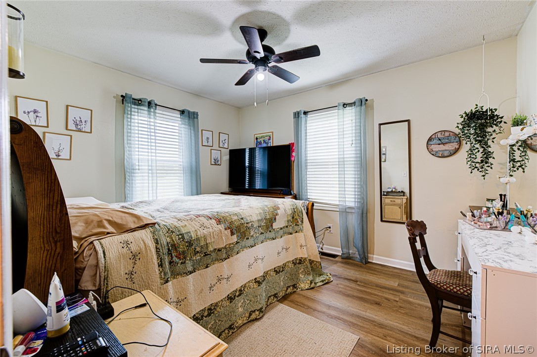 235 E Schafer Lane Property Photo 14