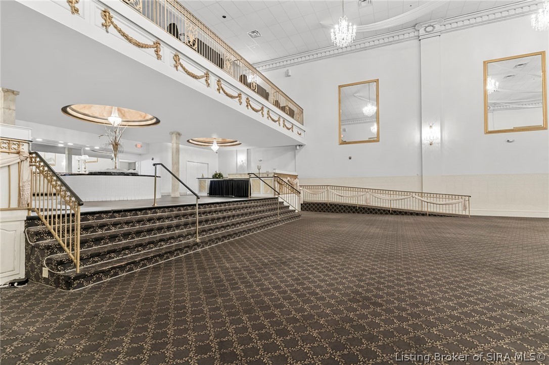 138 E Market Street Property Photo 19