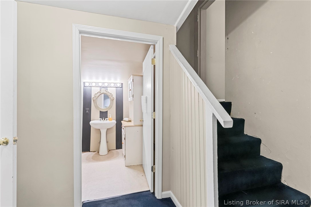 138 E Market Street Property Photo 40