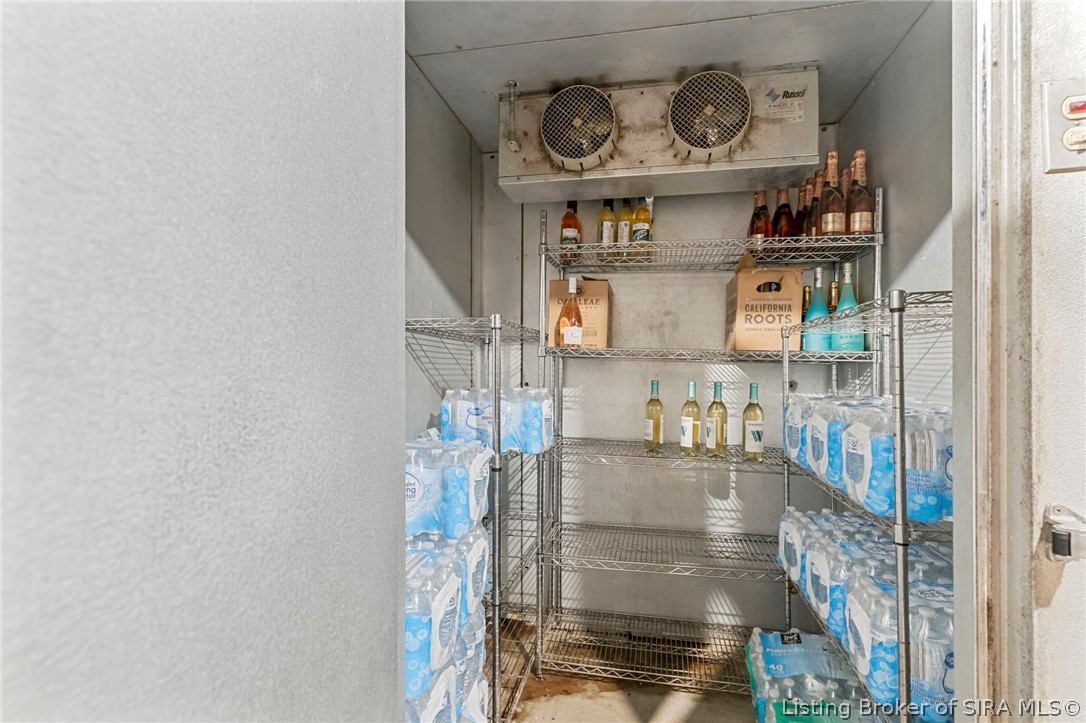 138 E Market Street Property Photo 63