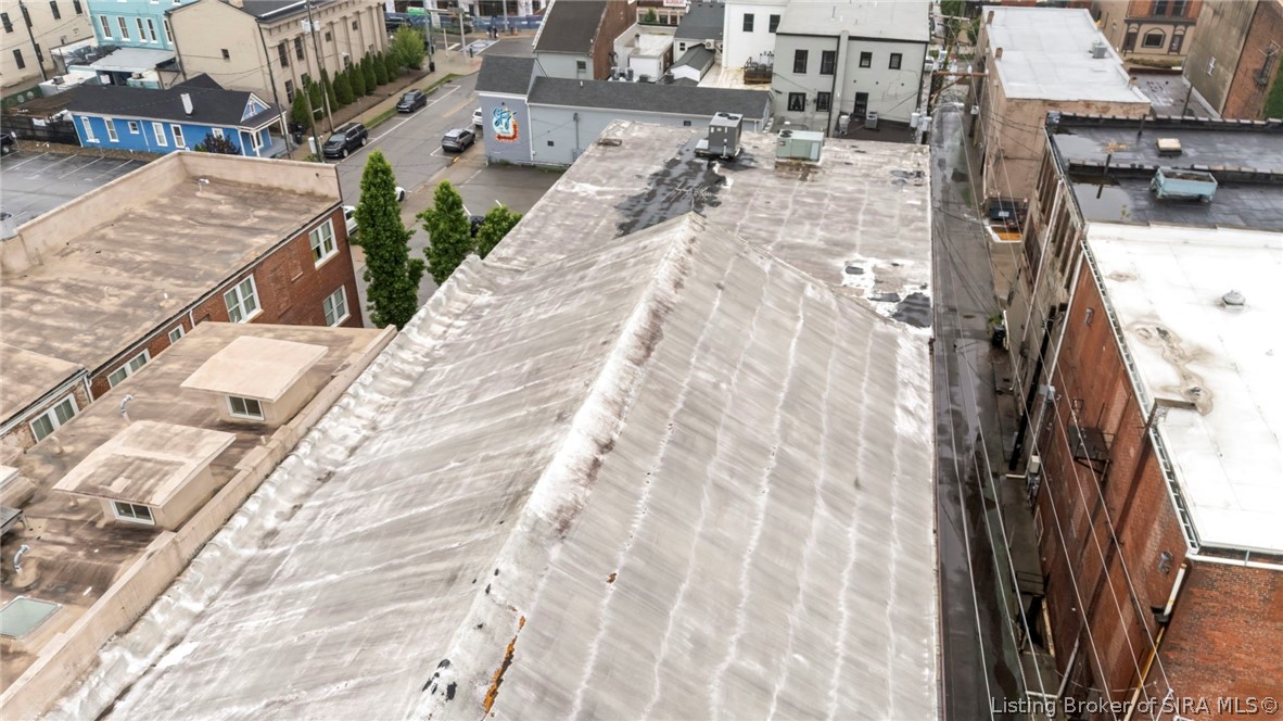 138 E Market Street Property Photo 70