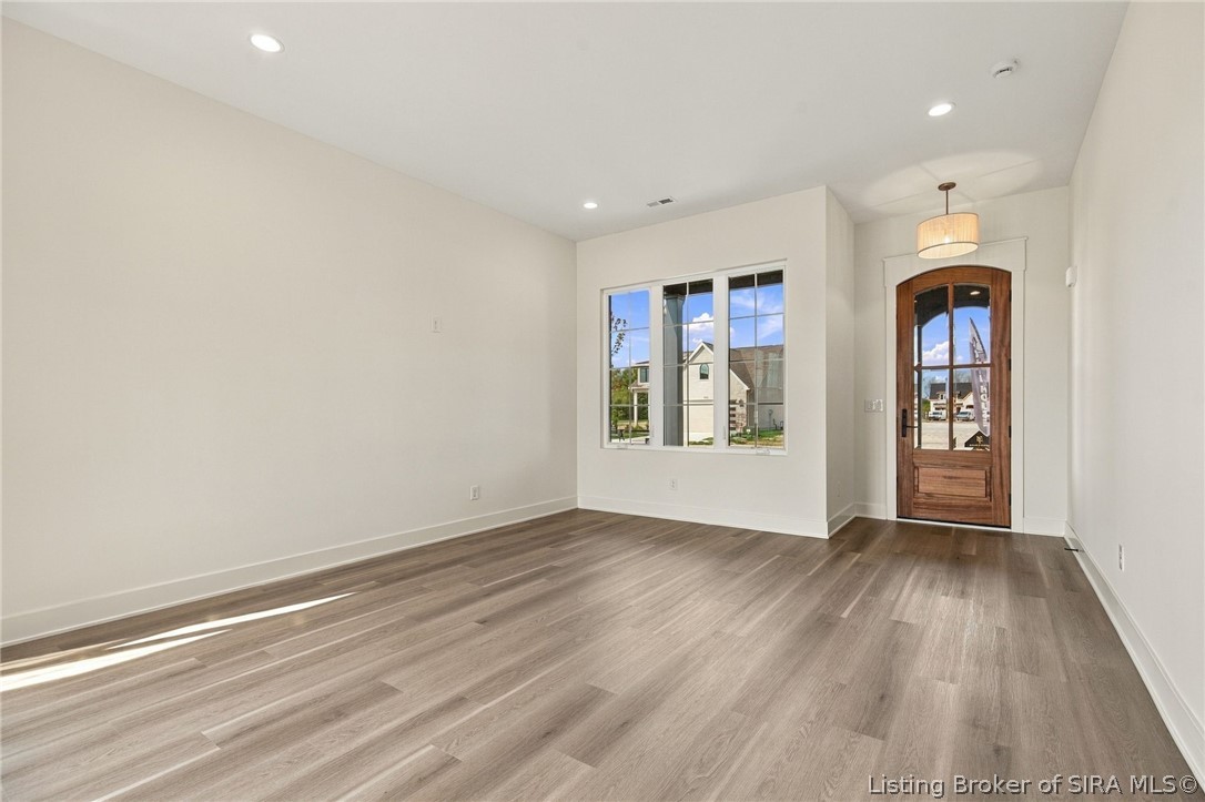 5010 Win Way Property Photo 4