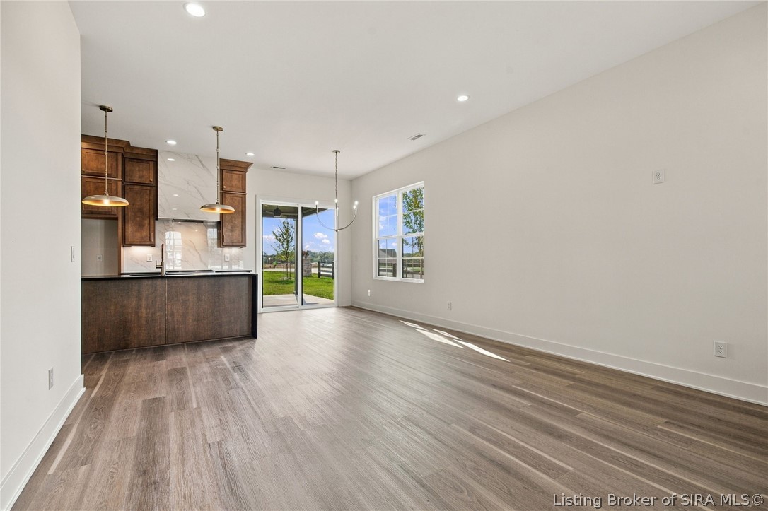 5010 Win Way Property Photo 6