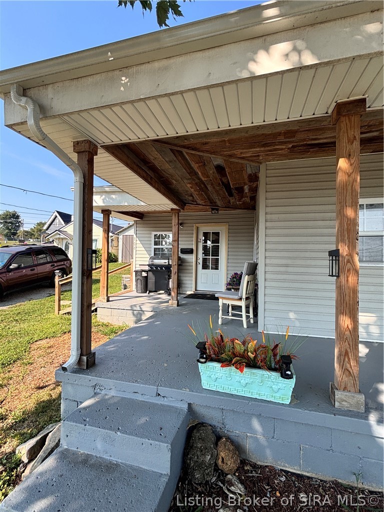 104 N Posey Street Property Photo 8