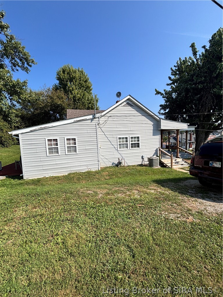 104 N Posey Street Property Photo 16