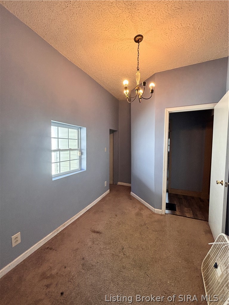 104 N Posey Street Property Photo 39