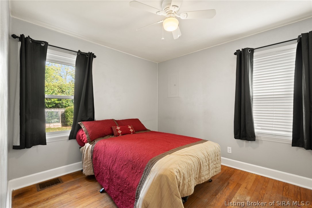 205 E Lewis Street Property Photo 22
