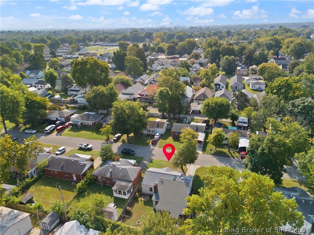 205 E Lewis Street Property Photo 41