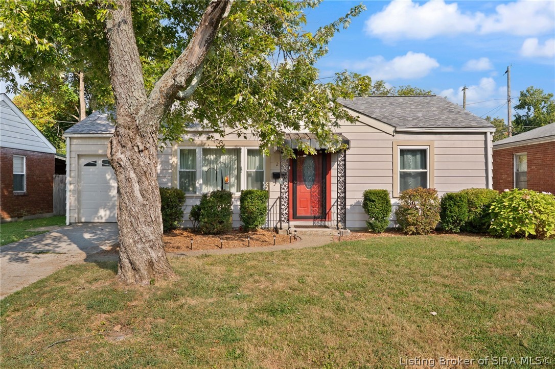 205 E Lewis Street Property Photo 46