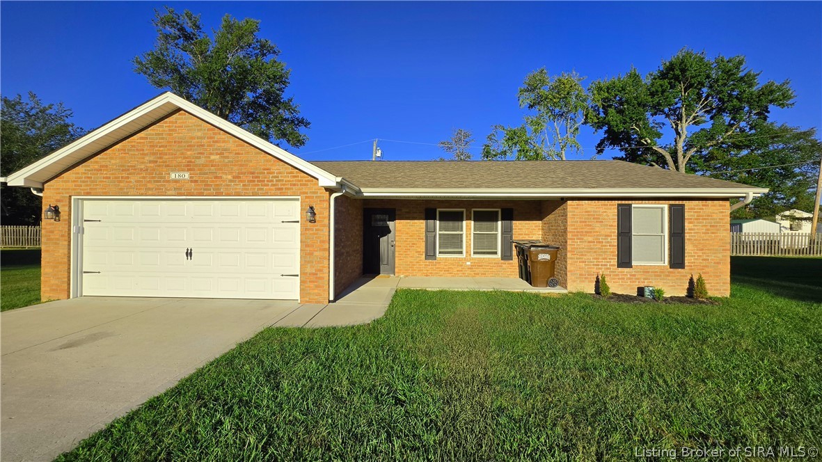 180 Parkside Drive Property Photo 1