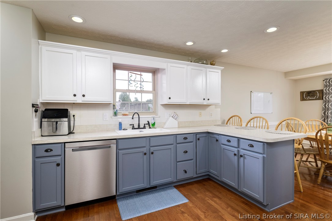 4155 Andrew Drive Property Photo 11