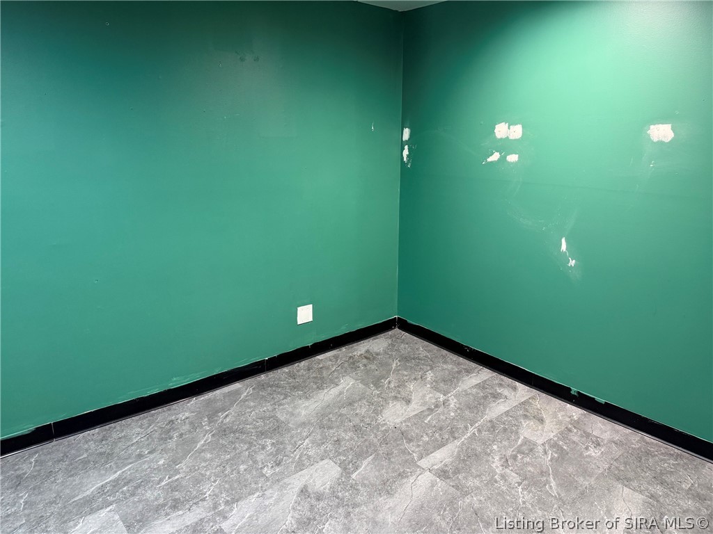 1617 State Street Property Photo 8